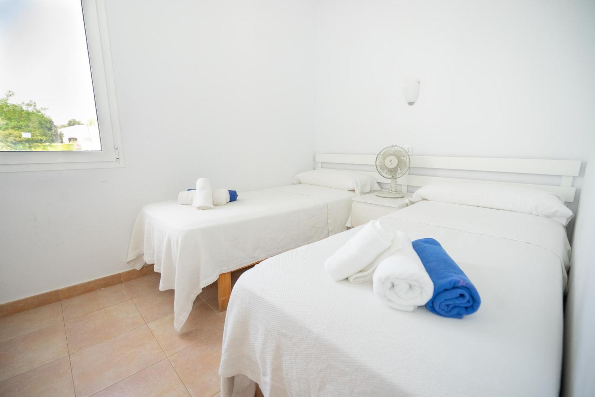 Apartamentos Annabel'S I 卡拉加尔达纳 外观 照片
